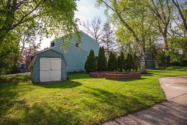 6907 52nd AVENUE, Kenosha, WI 53142