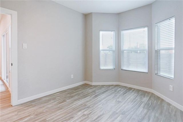 9504 Menchaca RD B, Austin, TX 78748