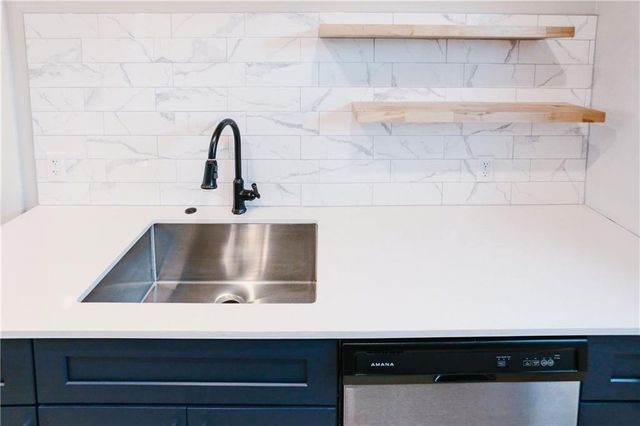 9504 Menchaca RD B, Austin, TX 78748