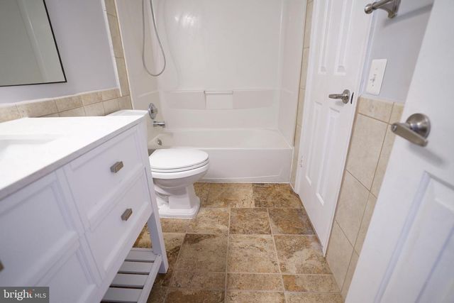14717 BASINGSTOKE LOOP, Centreville, VA 20120