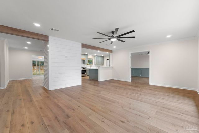 63 Blithewood Dr, Pensacola, FL 32514