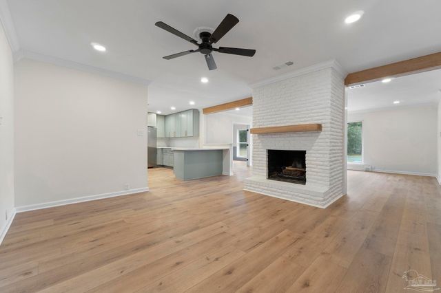 63 Blithewood Dr, Pensacola, FL 32514