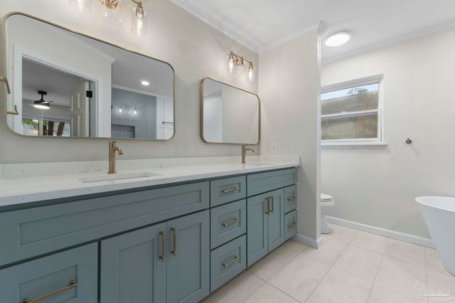 63 Blithewood Dr, Pensacola, FL 32514