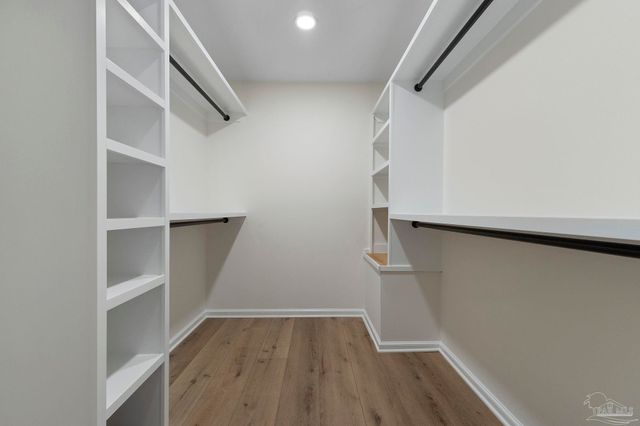 63 Blithewood Dr, Pensacola, FL 32514