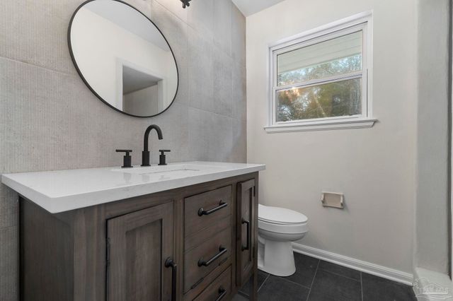 63 Blithewood Dr, Pensacola, FL 32514