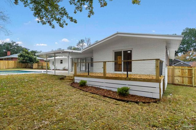 63 Blithewood Dr, Pensacola, FL 32514