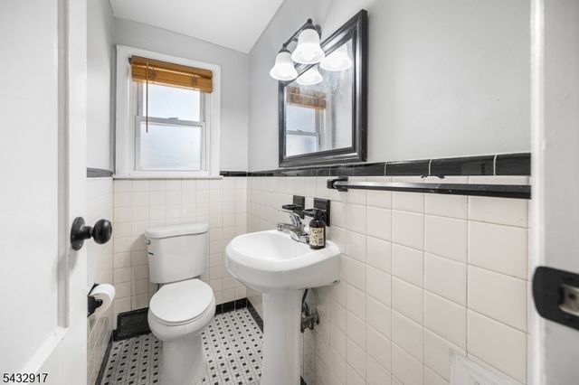 38 Webster St, Irvington Twp., NJ 07111