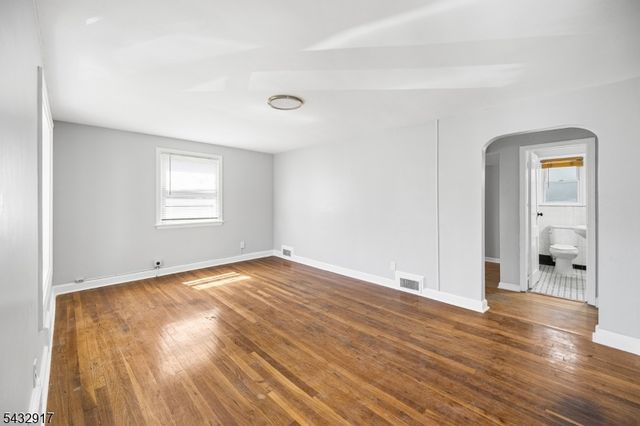 38 Webster St, Irvington Twp., NJ 07111