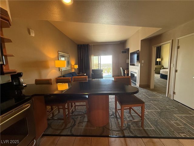 211 East Flamingo Road 810, Las Vegas, NV 89169