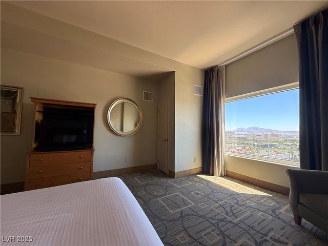 211 East Flamingo Road 810, Las Vegas, NV 89169