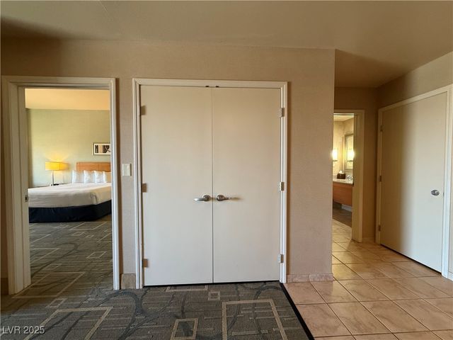 211 East Flamingo Road 810, Las Vegas, NV 89169