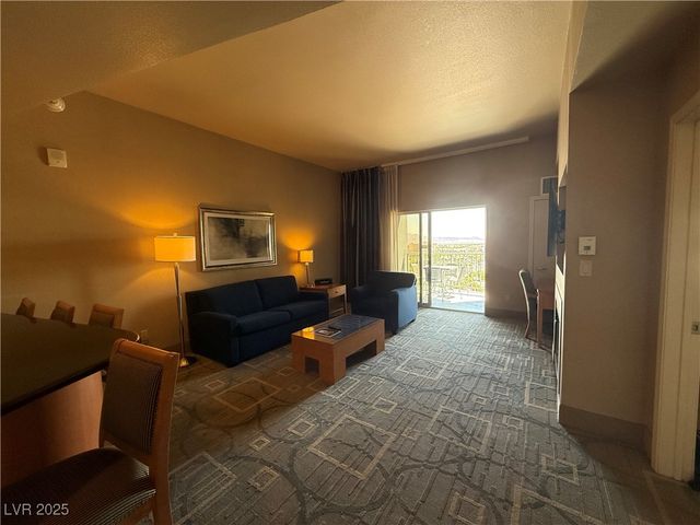 211 East Flamingo Road 810, Las Vegas, NV 89169