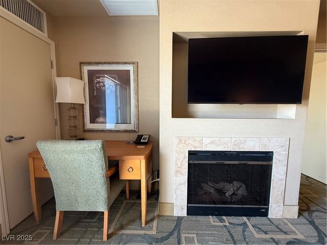 211 East Flamingo Road 810, Las Vegas, NV 89169