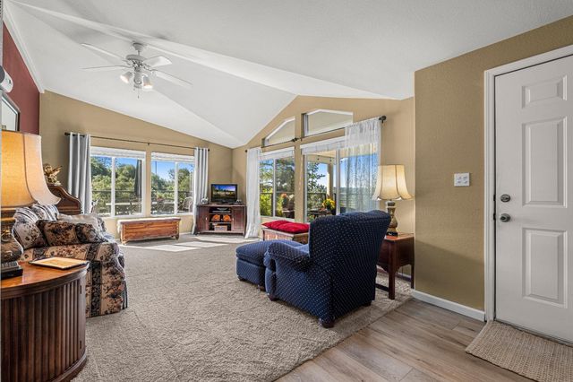 9425 Mosquito Rd, Placerville, CA 95667