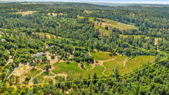 9425 Mosquito Rd, Placerville, CA 95667