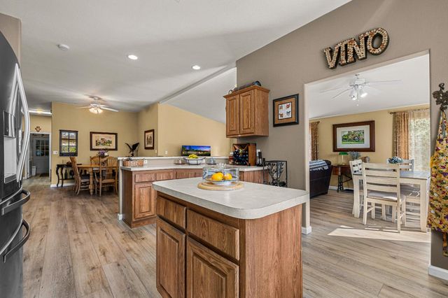 9425 Mosquito Rd, Placerville, CA 95667