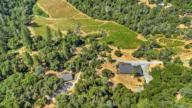 9425 Mosquito Rd, Placerville, CA 95667