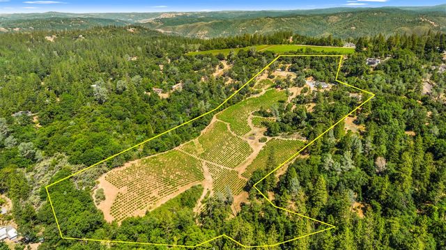 9425 Mosquito Rd, Placerville, CA 95667