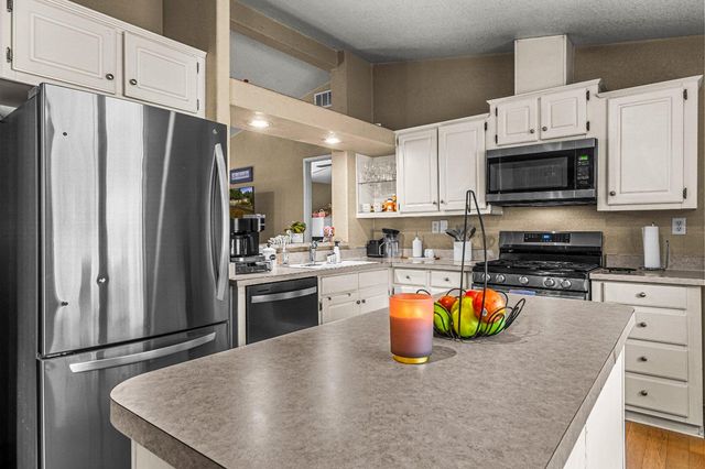 9425 Mosquito Rd, Placerville, CA 95667