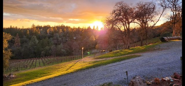 9425 Mosquito Rd, Placerville, CA 95667