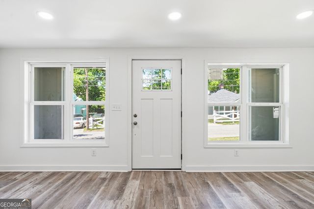 2624 Peyton Road NW, Atlanta, GA 30318