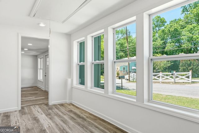 2624 Peyton Road NW, Atlanta, GA 30318