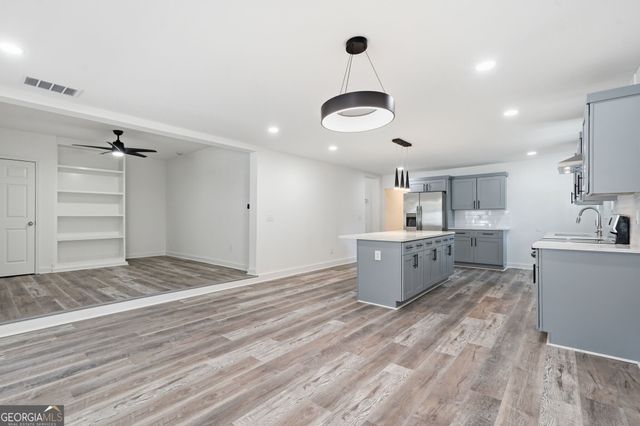 2624 Peyton Road NW, Atlanta, GA 30318