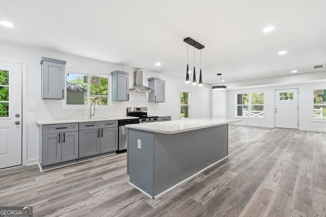 2624 Peyton Road NW, Atlanta, GA 30318
