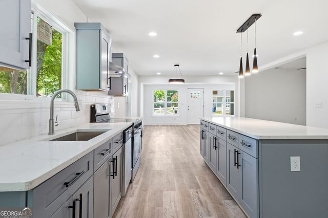 2624 Peyton Road NW, Atlanta, GA 30318