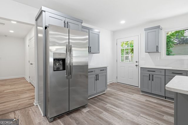 2624 Peyton Road NW, Atlanta, GA 30318
