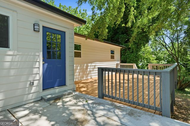 2624 Peyton Road NW, Atlanta, GA 30318