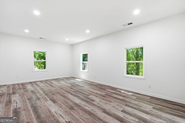 2624 Peyton Road NW, Atlanta, GA 30318