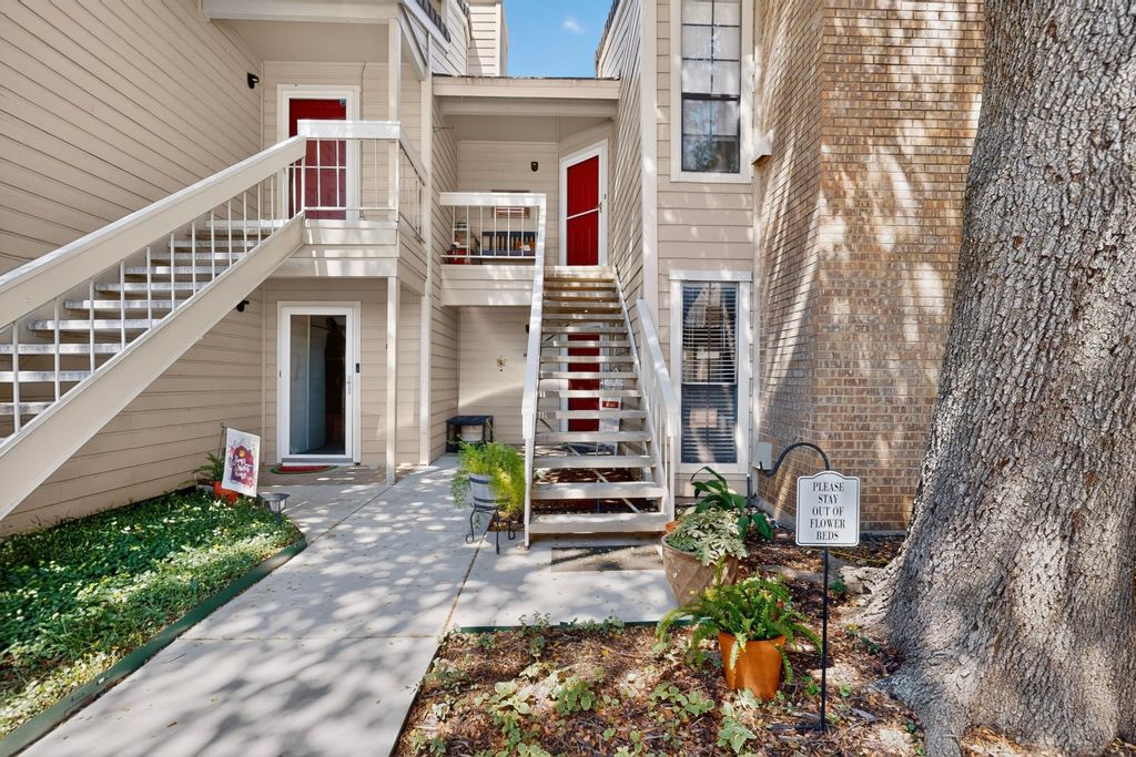 1909 Chasewood Circle 112, Arlington, TX 76011 — exterior