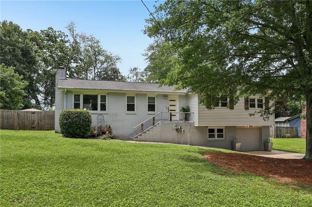 1120 Washington Avenue, Woodstock, GA 30188