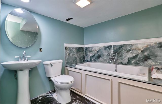 340 Birchwood Drive, Moscow Mills, MO 63362