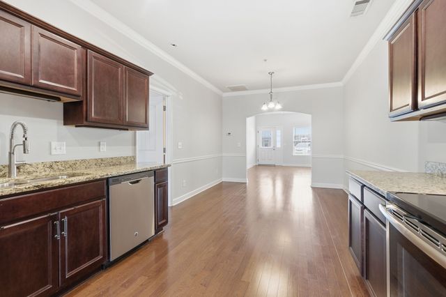 1040 Charlie Daniels Pkwy Apt 156, Mount Juliet, TN 37122