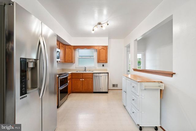 4010 ELIZABETH ST, Rockville, MD 20853