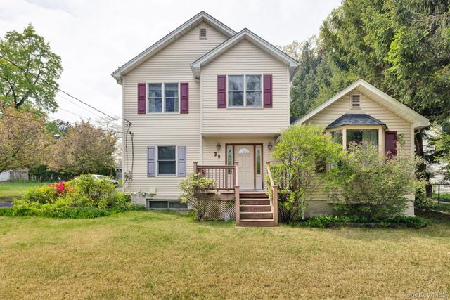 39 Lindbergh Lane, New City, NY 10956