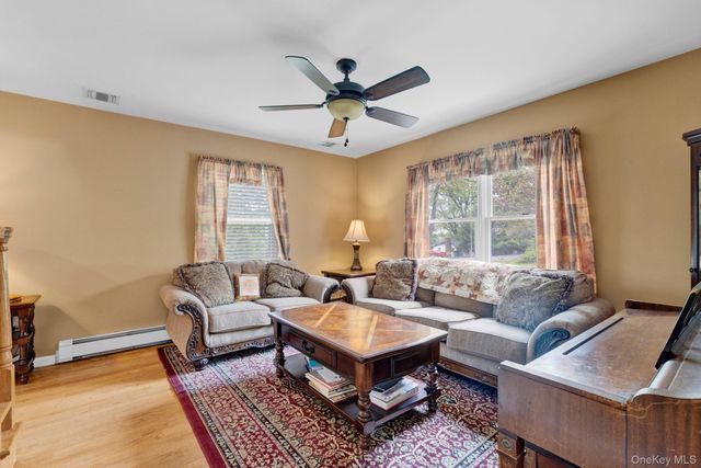 39 Lindbergh Lane, New City, NY 10956