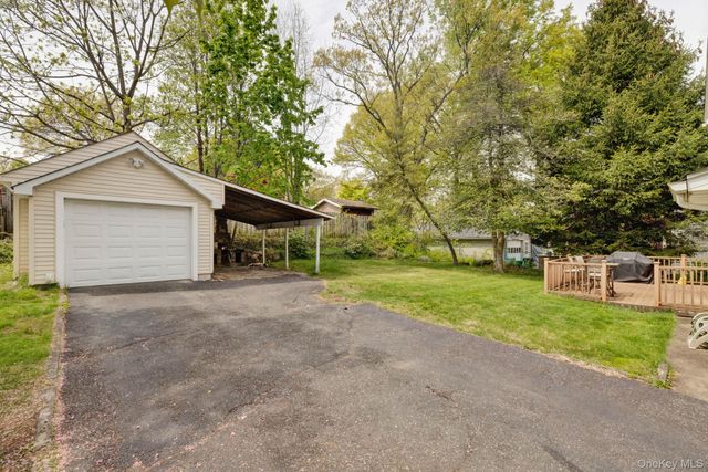 39 Lindbergh Lane, New City, NY 10956