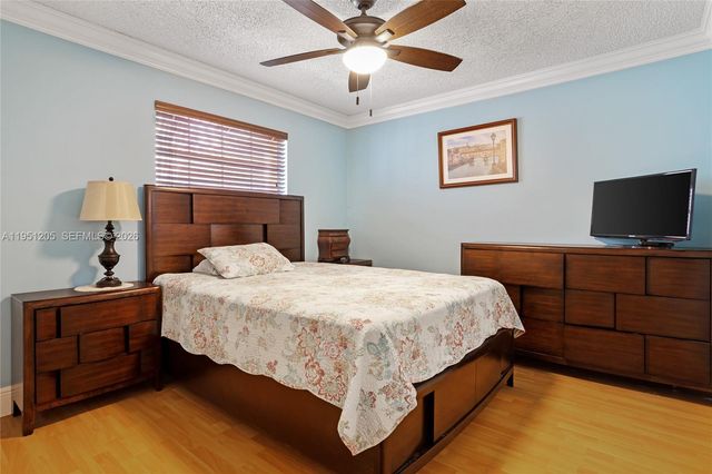 798 Verona Lake Dr, Weston, FL 33326