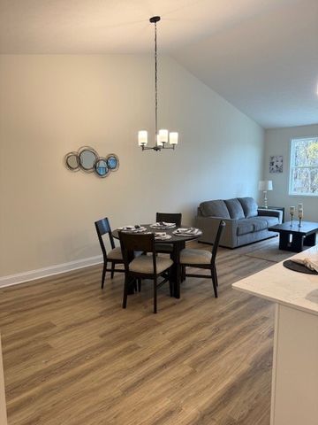 6211 Blossom Ridge, Ontario, NY 14519