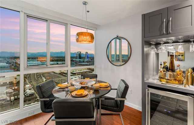 4525 Dean Martin Drive 1906, Las Vegas, NV 89103