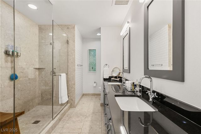 4525 Dean Martin Drive 1906, Las Vegas, NV 89103