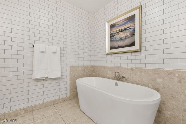 4525 Dean Martin Drive 1906, Las Vegas, NV 89103