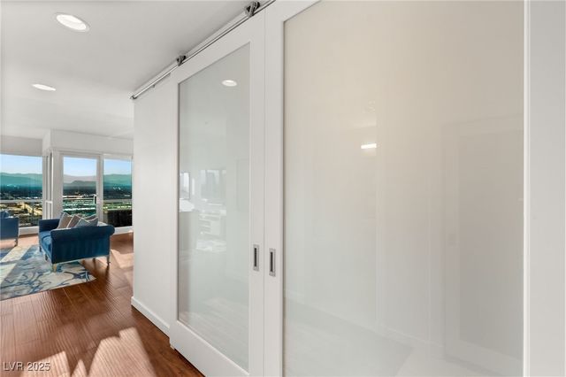 4525 Dean Martin Drive 1906, Las Vegas, NV 89103