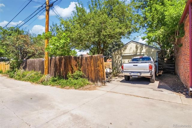 1769 Spruce Street, Denver, CO 80220