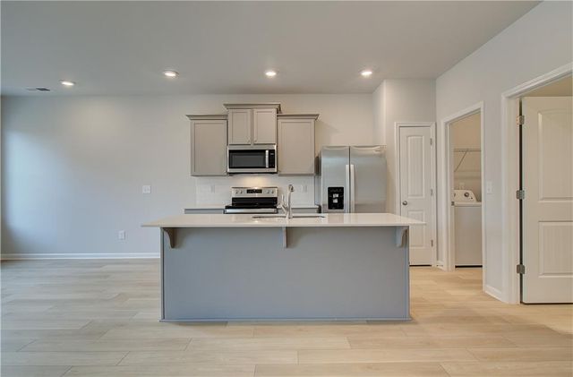 243 Sanctuary Drive, Mcdonough, GA 30253