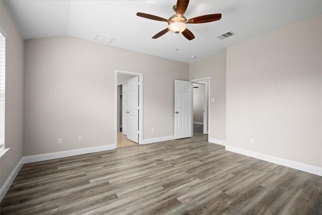 18820 Edinburgh Castle RD, Pflugerville, TX 78660