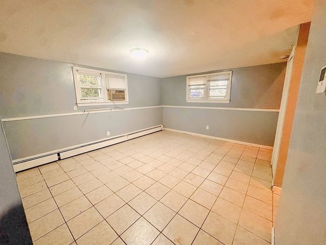 6A Maynard St A, Boston, MA 02131